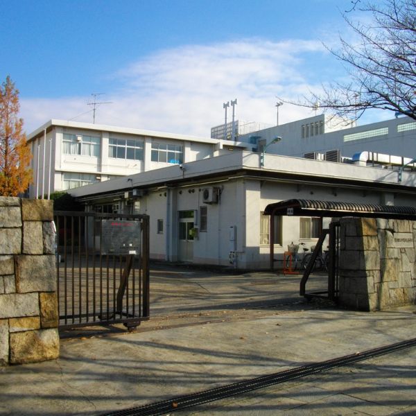 Trường cấp 3 tại Nhật - Học tiếng Nhật - Du học Nhật Bản