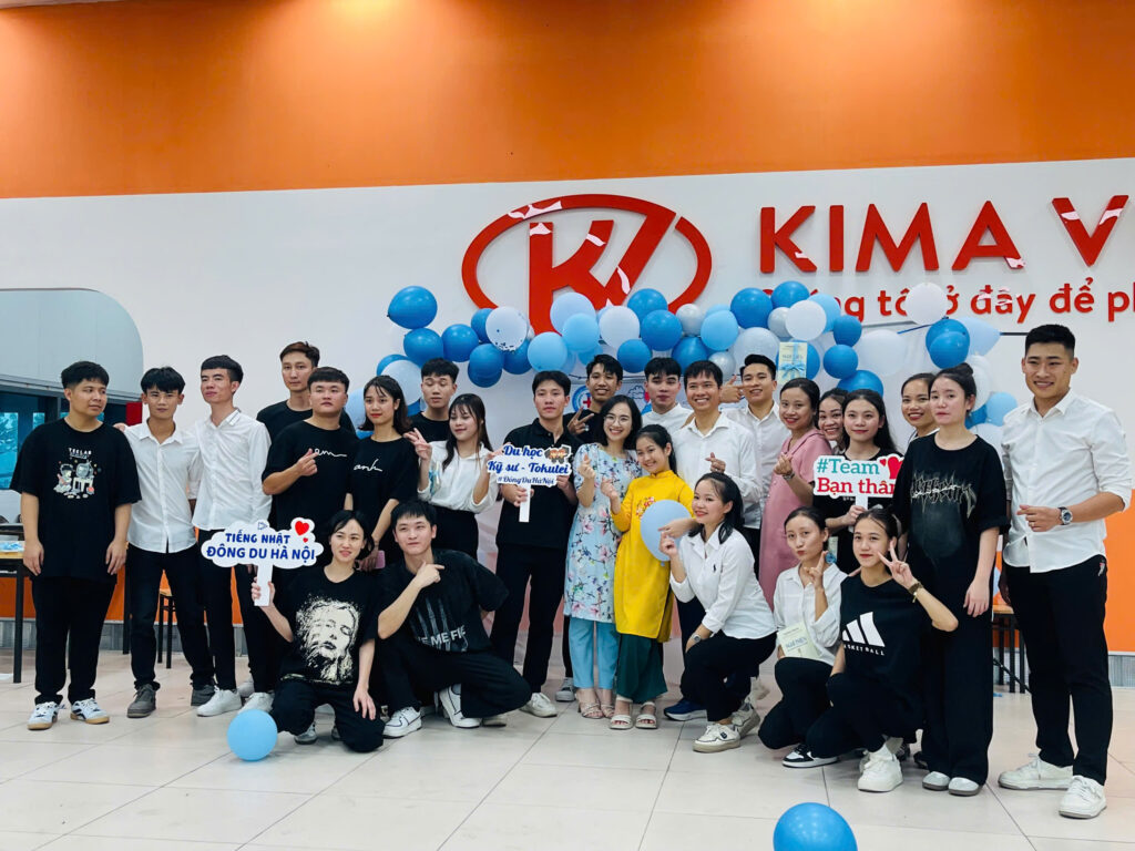 Giao lưu học sinh TC Y dược Miền Trung